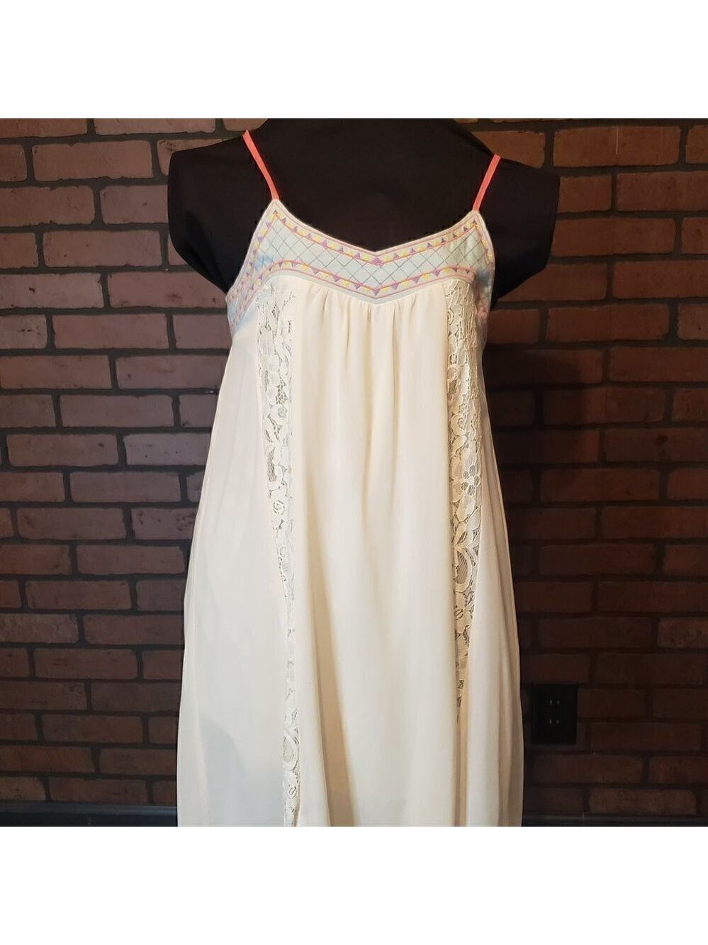Flying Tomato Spaghetti Strap Cream w/ Lace Dress